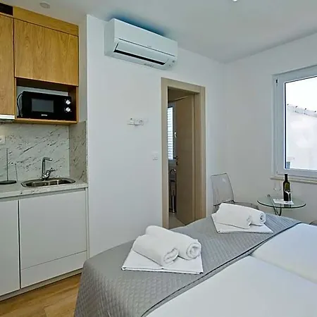 Albergue Luka's &
